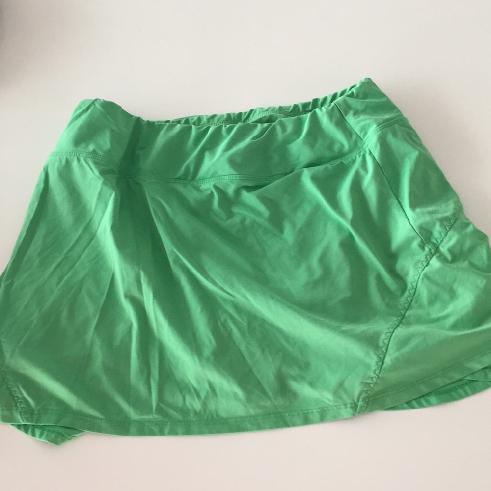 Pretty green tennis skirt